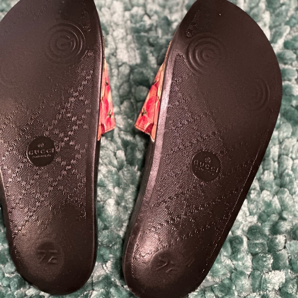 Gucci Authentic Women’s Slides Size 7 - image 7